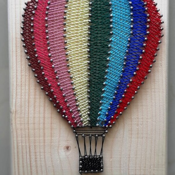 Hot Air Balloon String Art 