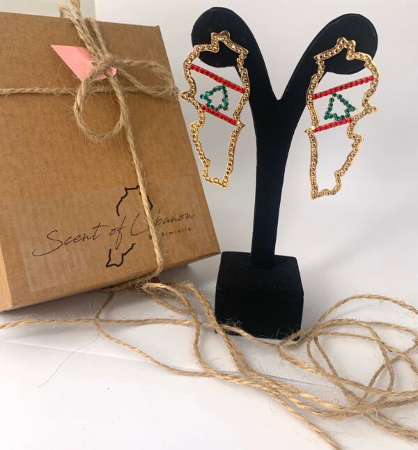 ac712cf6-0eb7-48c2-91b0-62d72c2e3b13 scent of lebanon